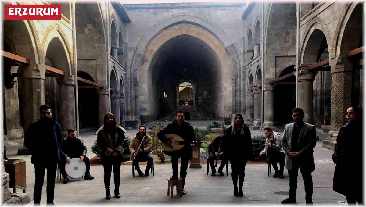 Dadaşların Erdoğan tutkusu şarkılara söz oldu