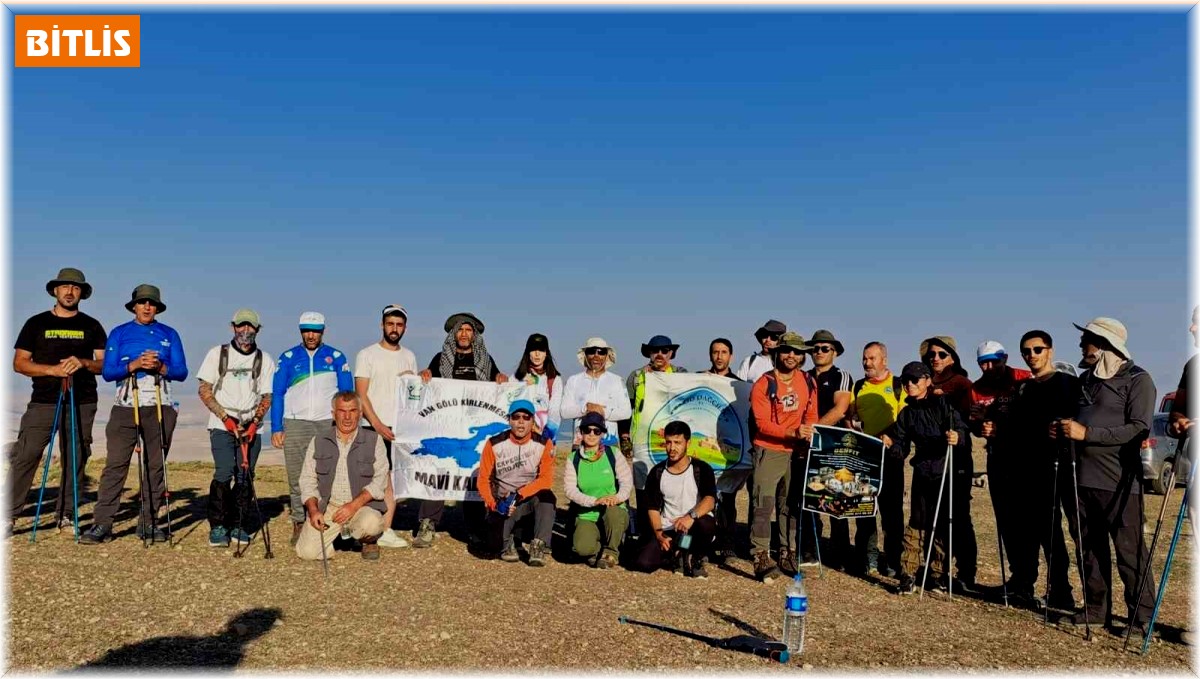Dağcı Tarık Bünyamin Kaya anısına Süphan Dağı'na tırmanış yapıldı