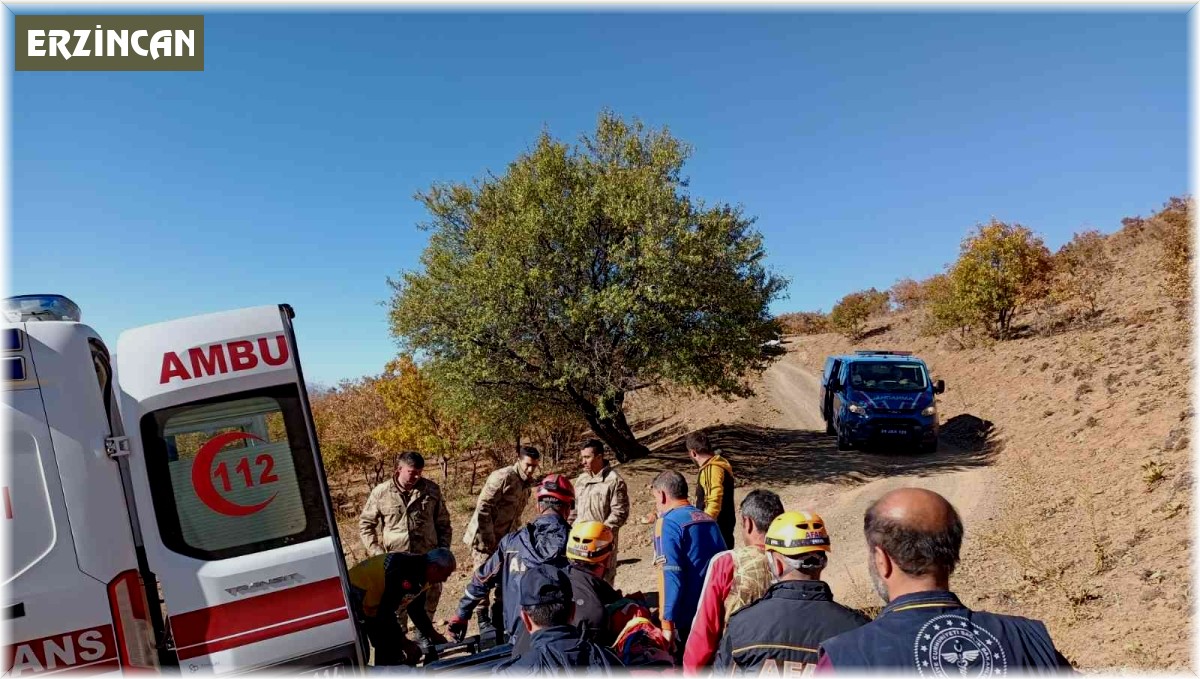 Dağda ayağı kırılan vatandaşı AFAD ekipleri kurtardı
