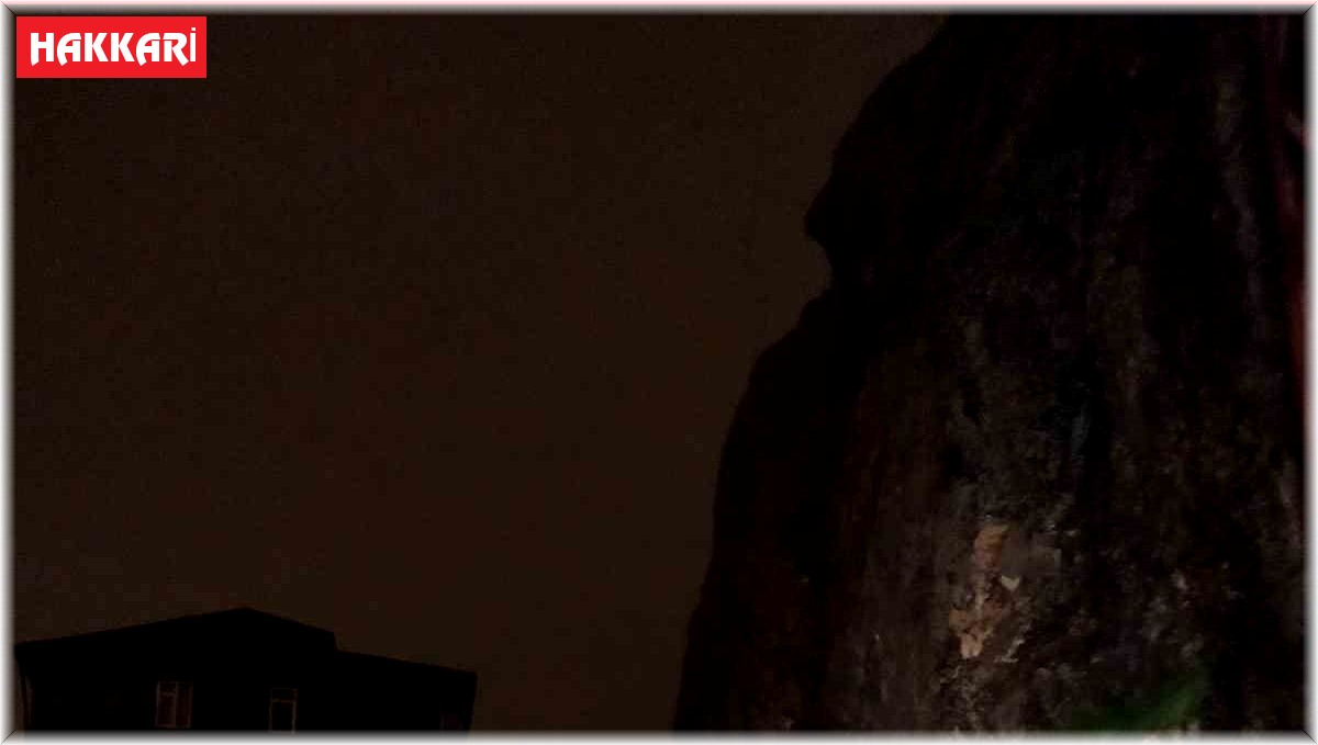 Dağöl'de düşen kayalar korkuya neden oldu