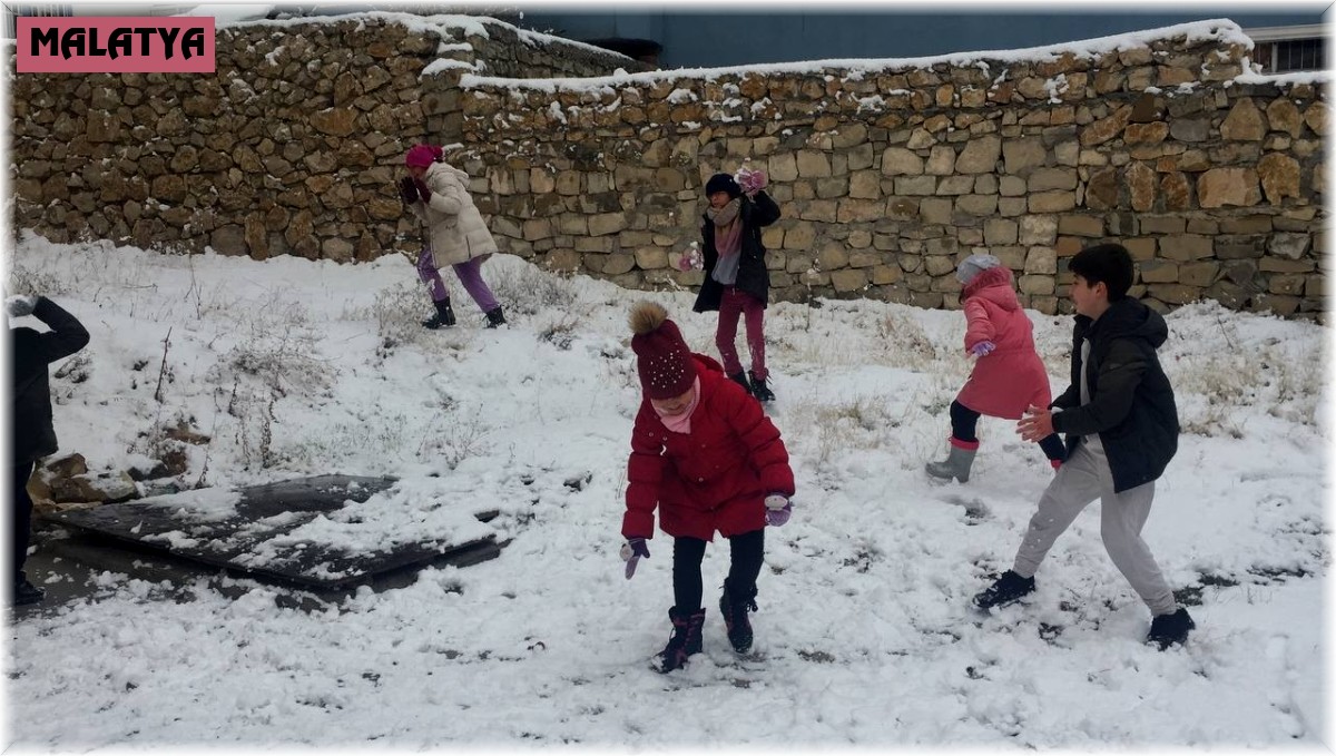 Darende' de kar sevinci