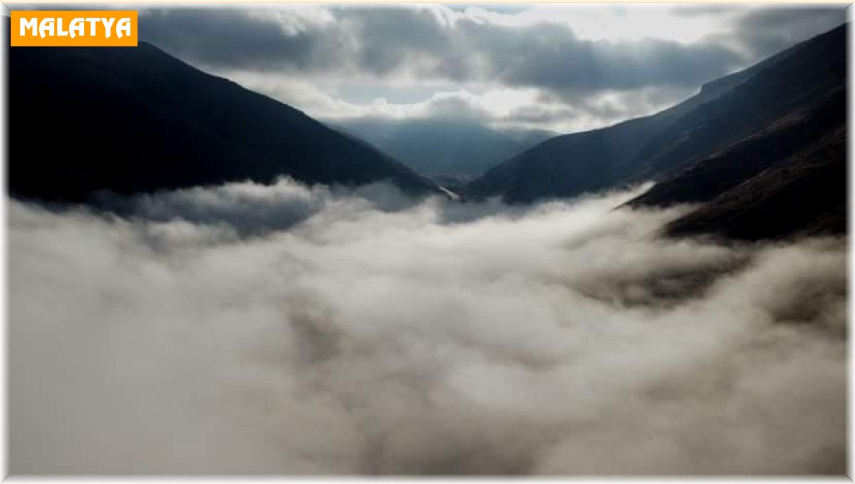 Darende'de sis, kartpostallık görüntüler oluşturdu