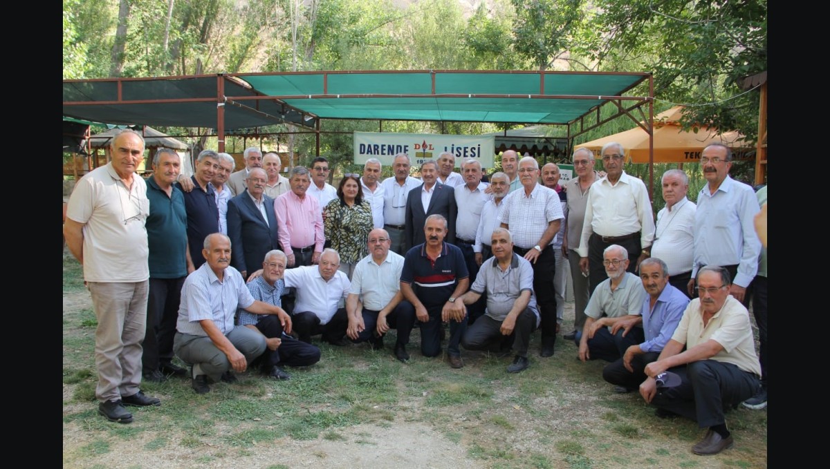 Darende Lisesi mezunları 47 yıl sonra buluştu