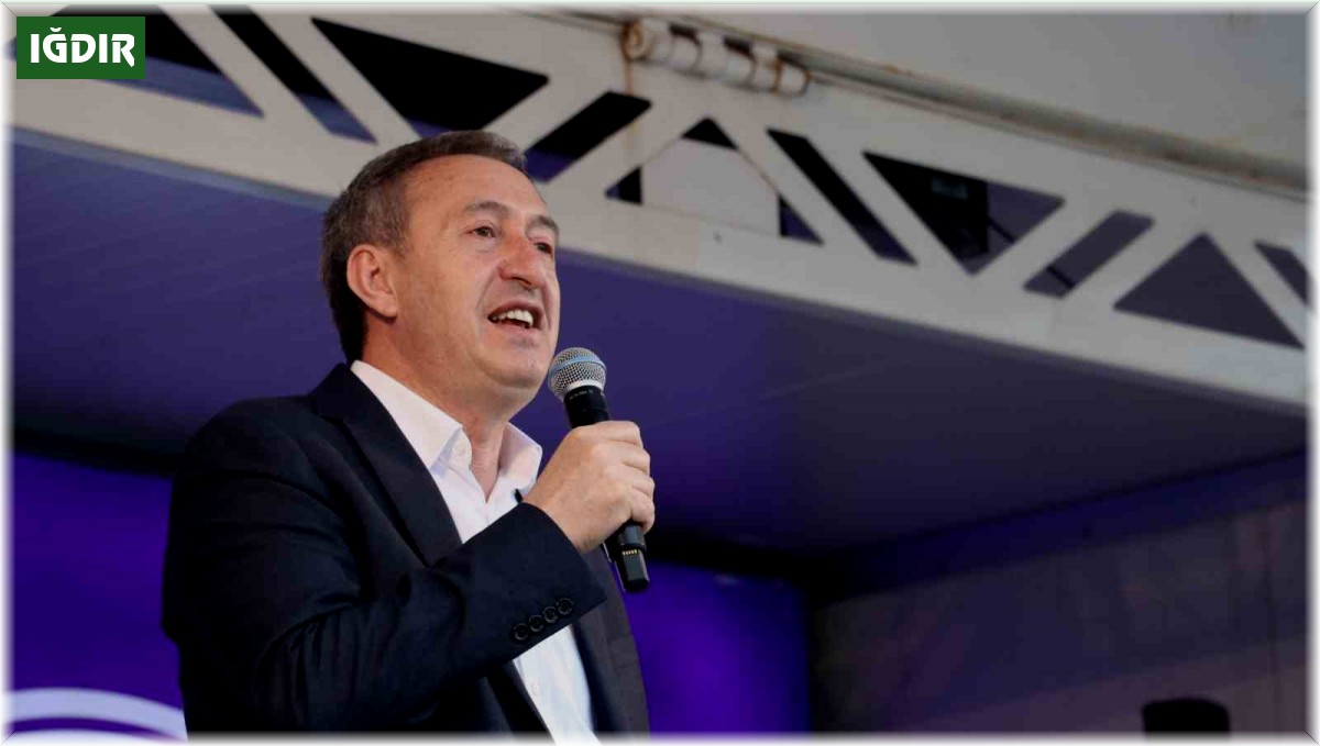 DEM Parti Eş Genel Başkanı Tuncer Bakırhan, Iğdır'da