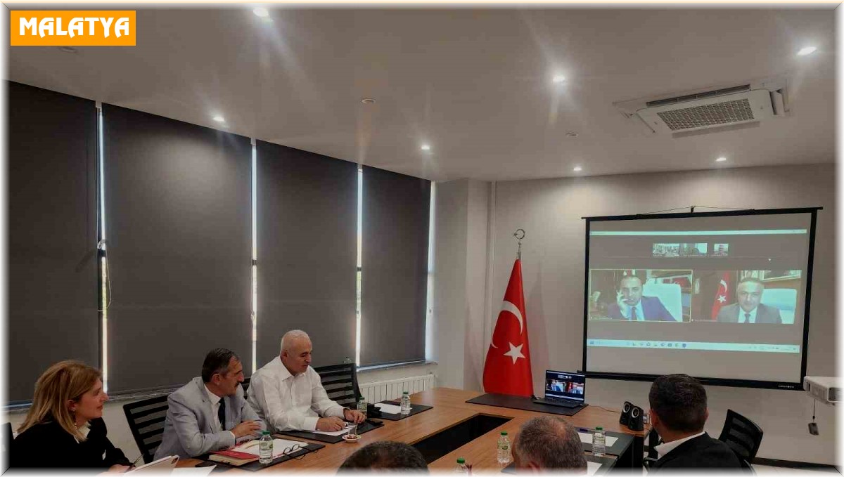 Deprem bölgesi Malatya'da kayısı masaya yatırıldı