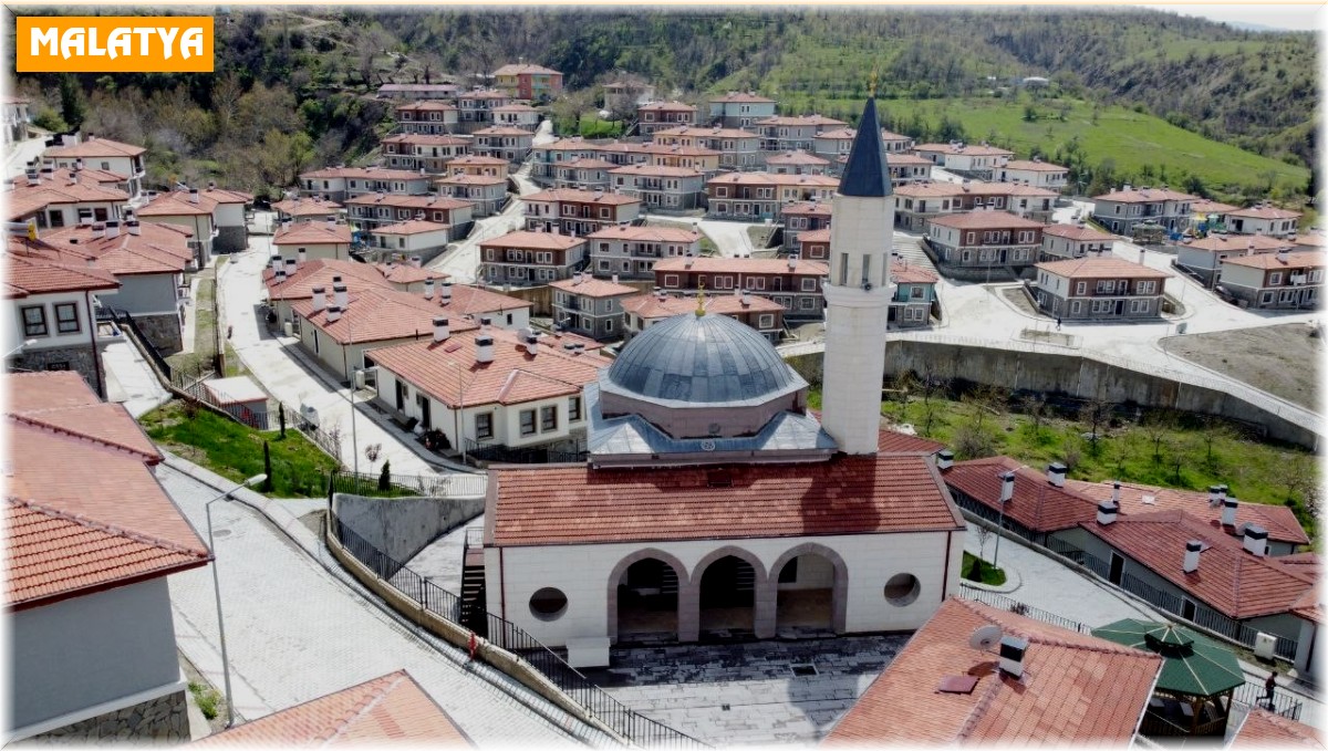 Depremden etkilenen Doğanyol'un yeni halini görenler gözlerine inanamıyor