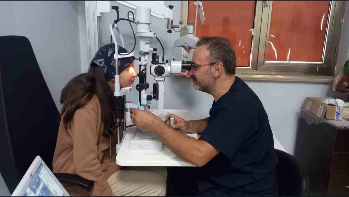 Depremin en karanlık günlerinden doğan ışık: Melike'nin 14 yıllık tedavi yolculuğu