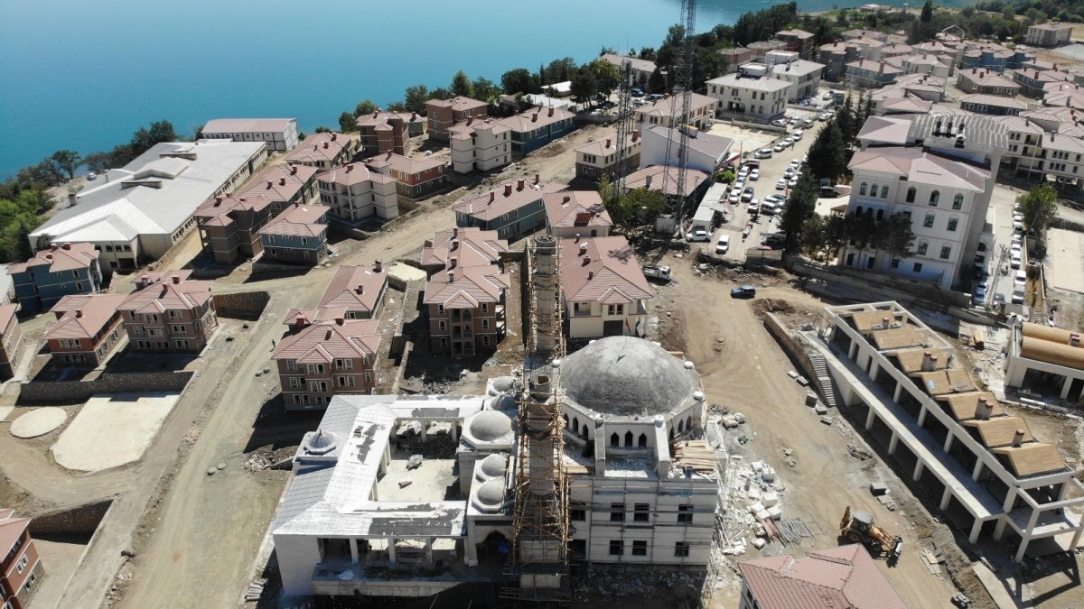 Depremin merkezi Sivrice'deki TOKİ konutlarında sona gelindi