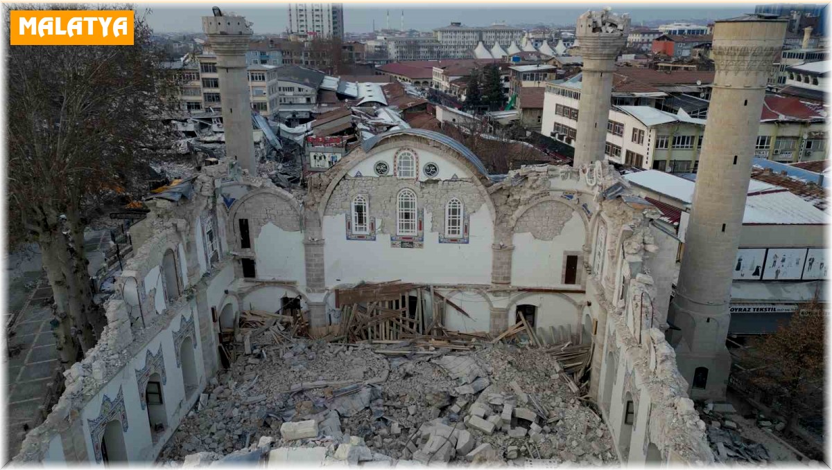 Depremin vurduğu Malatya'daki yıkım havadan görüntülendi