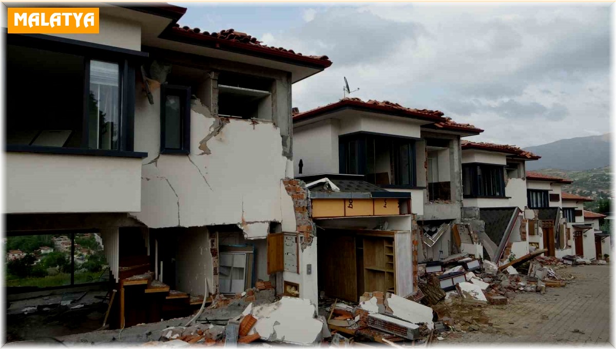 Depremin vurduğu milyonluk villalar için yıkım kararı