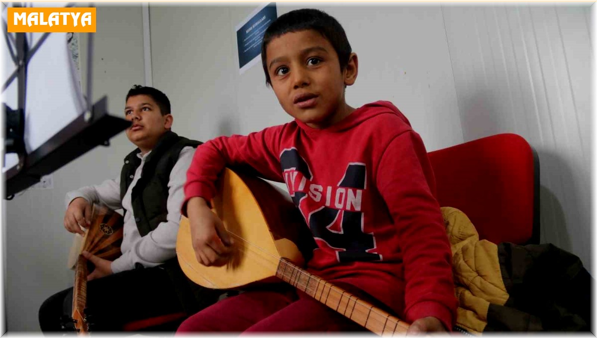 Depremzede çocuklar, psikososyal destek müzik atölyesinde buluştu