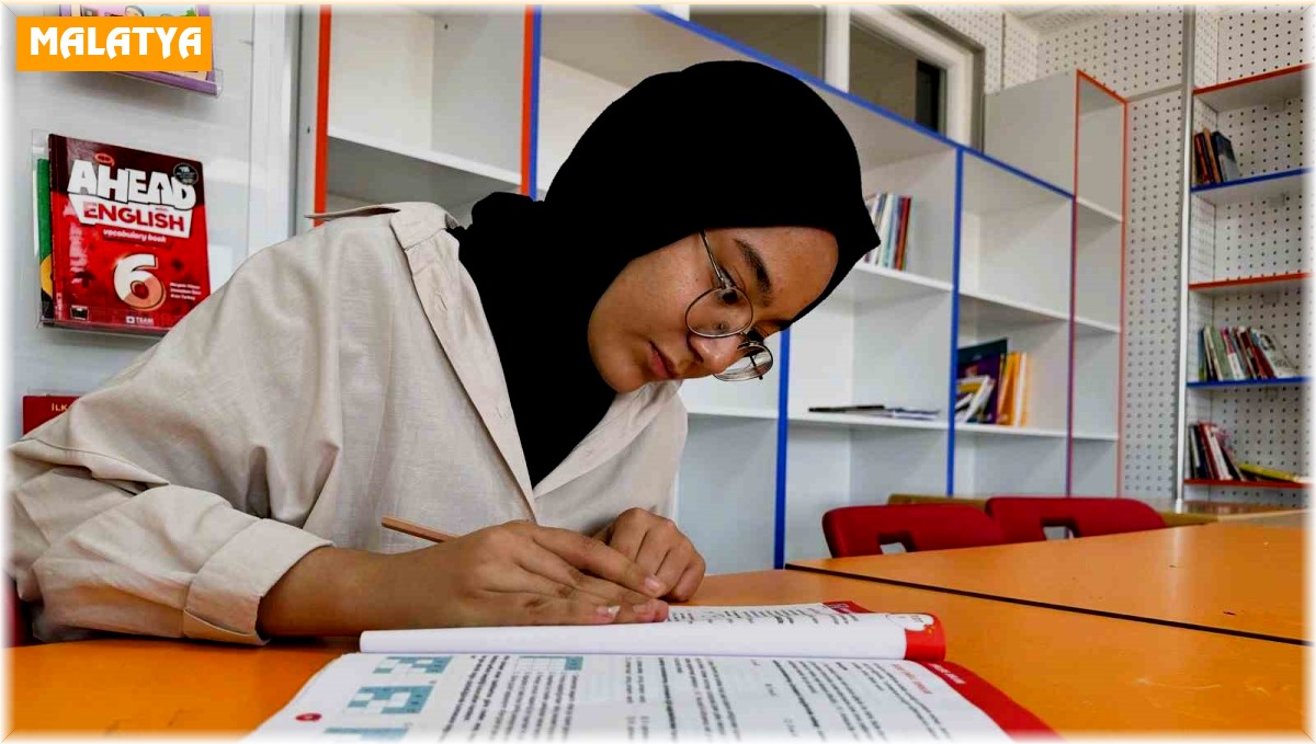 Depremzede öğrenci LGS'de Türkiye birincisi oldu