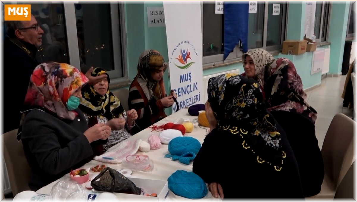 Depremzede vatandaşlar için hobi kursları açıldı