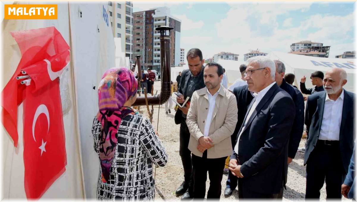 Depremzedelere bayram ziyareti