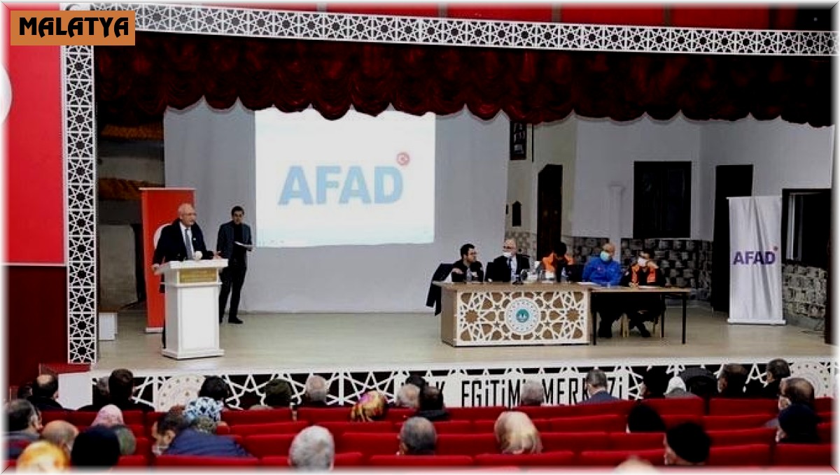 Depremzedelere konutların anahtar teslimi törenle yapıldı