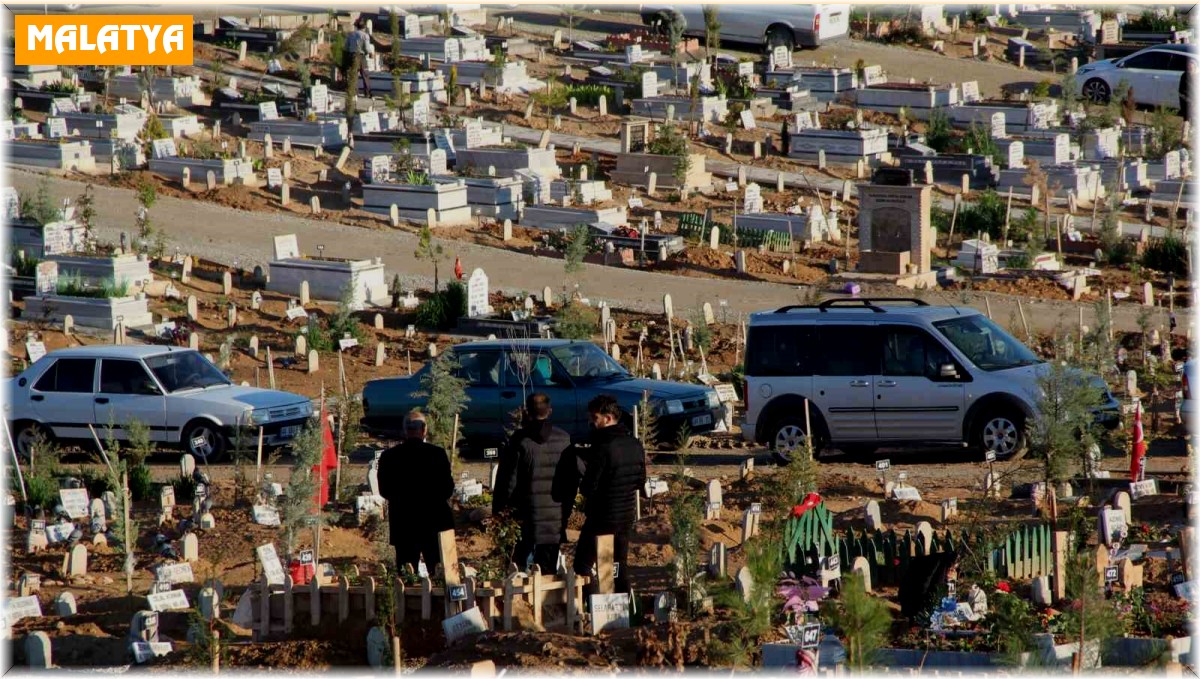 Depremzedelerin en acı bayramı