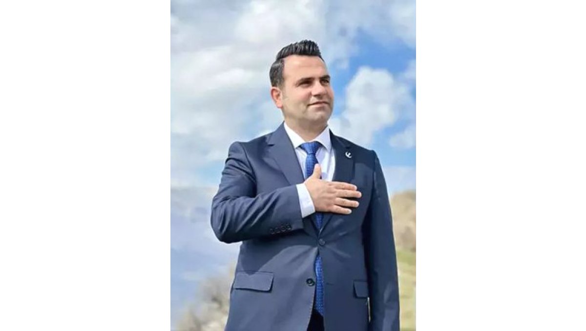 Derecik Belediye Başkanı Hasan Dinç'in başkanlığı düştü