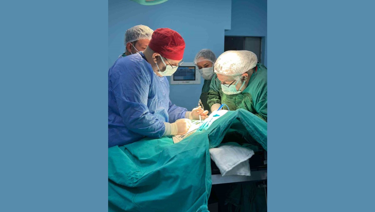 Derecik Devlet Hastanesinde ilk guatr ameliyatı başarıyla gerçekleştirildi
