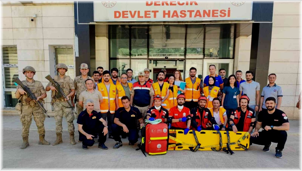 Derecik Devlet Hastanesinde tatbikat