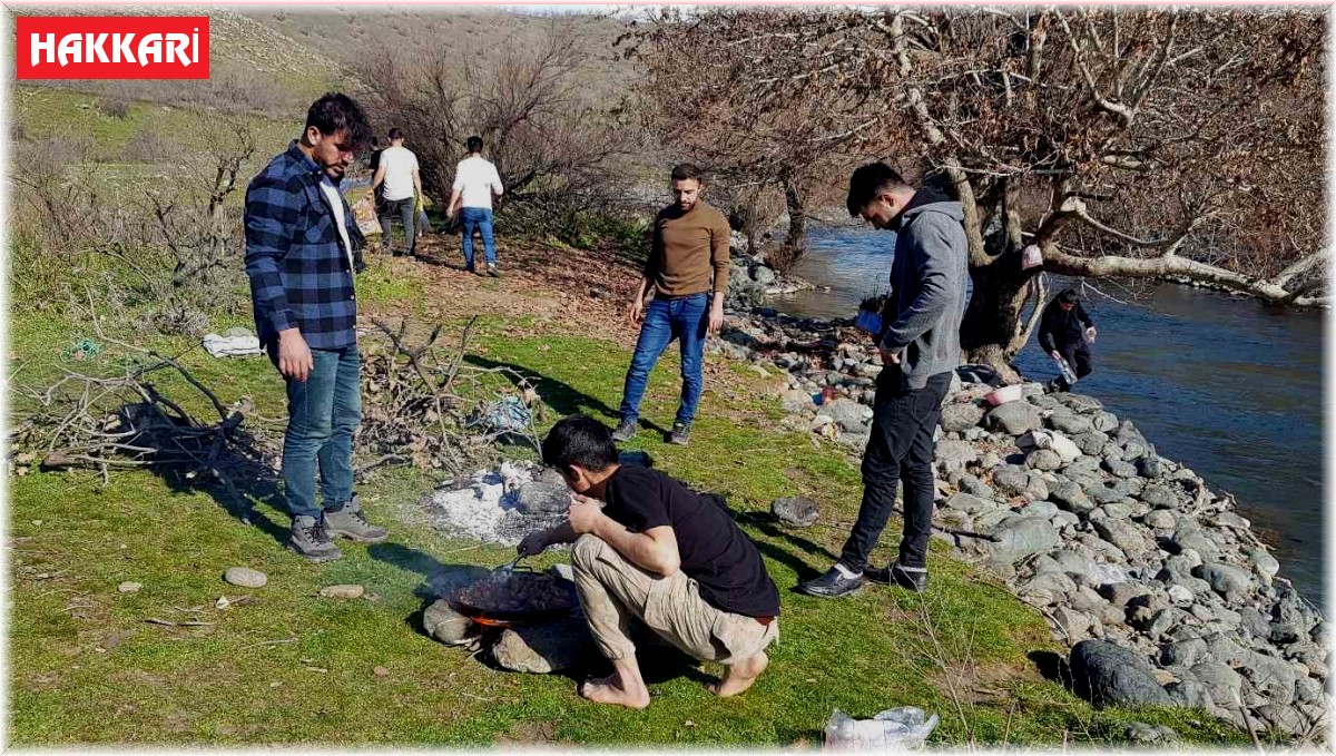 Derecik'te bahar havası