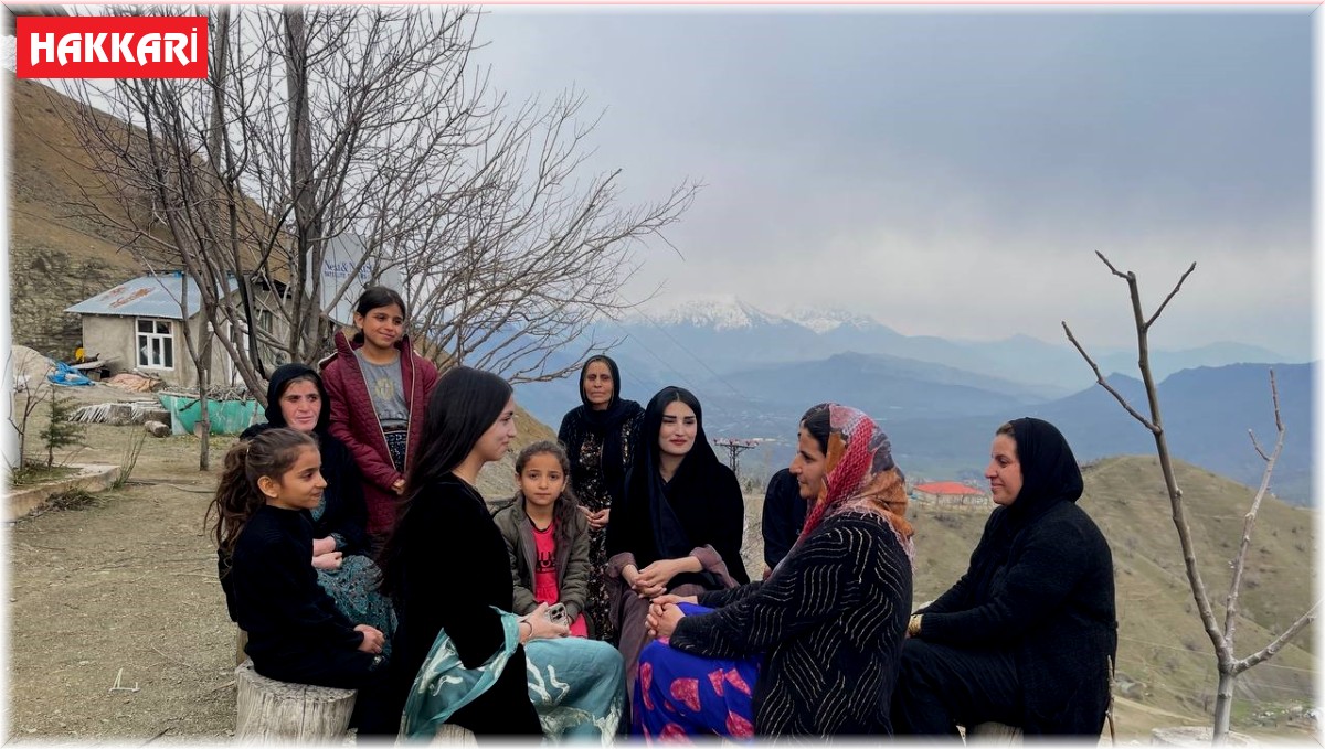 Derecik'te ilk kez bir kadın, muhtar adayı oldu