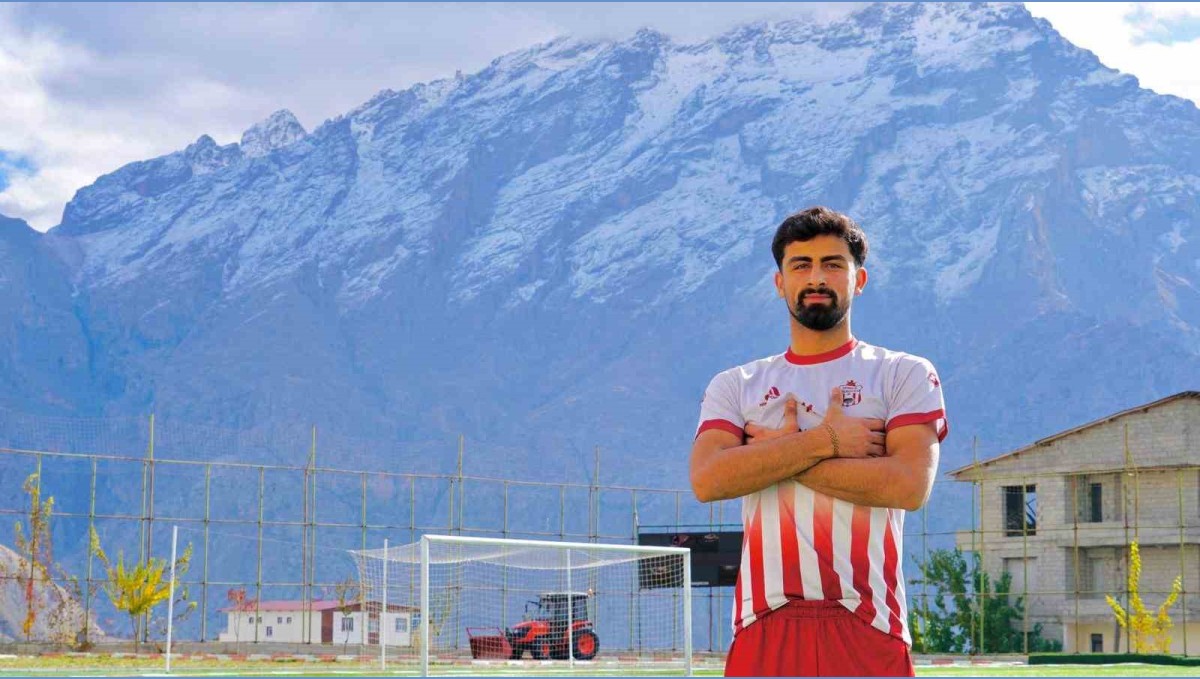 Derecik'ten İstanbul'a bir transfer: Serkan Arslan Kağıthane Spor'da