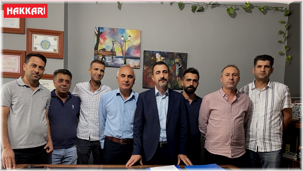 Derecik Umurlu Sınır Kapısının açılması için 10 bin imza toplandı