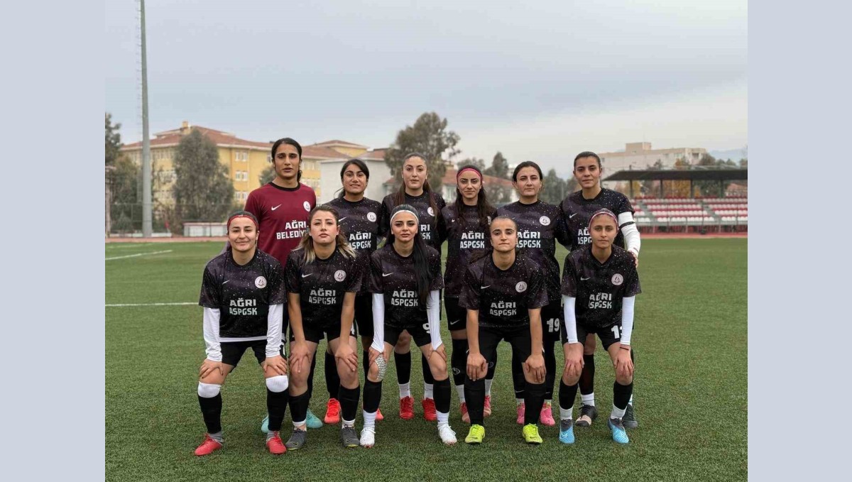 Destek Bulamadılar: Ağrı'nın Kadın Futbol Takımı 2. Lig'den Çekildi