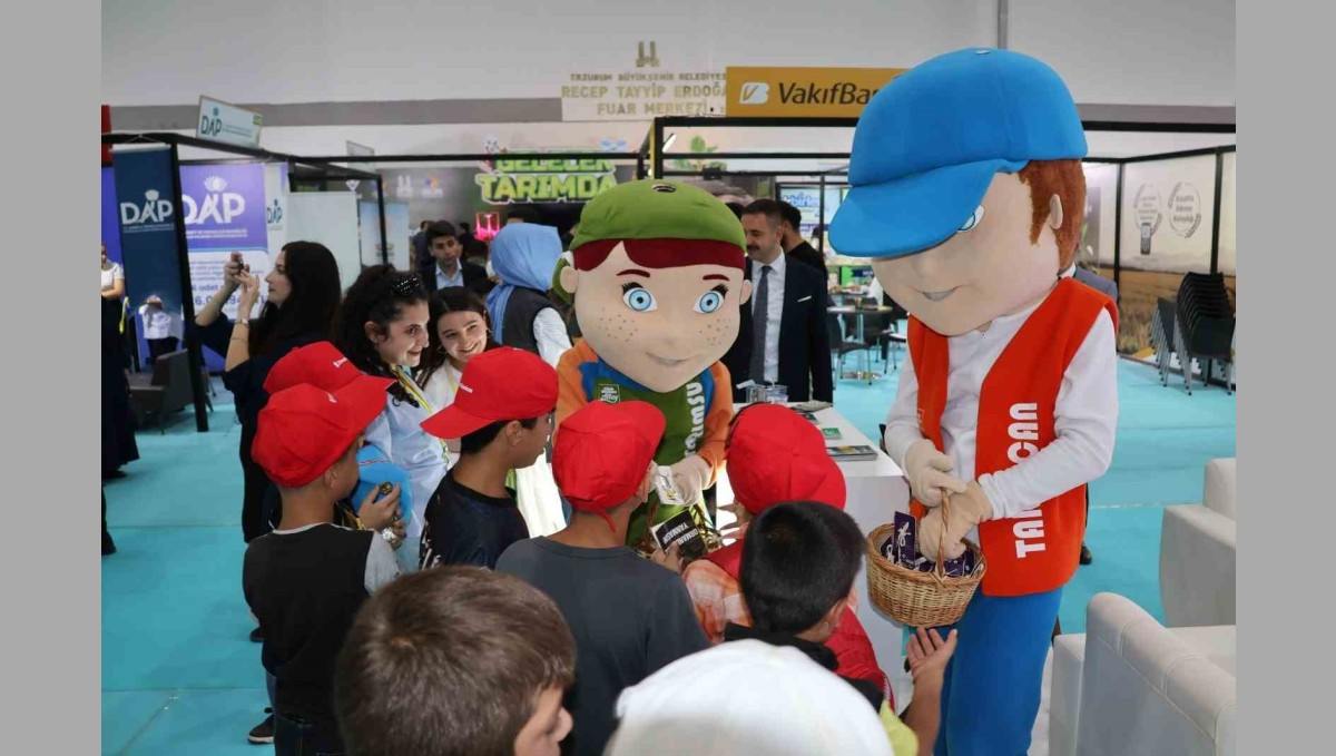 Devlet korumasındaki çocuklar tarım ve hayvancılık fuarına katıldı