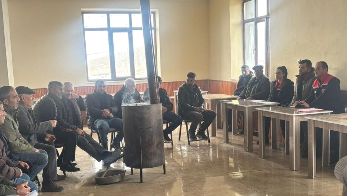 Digor'da üreticilere destek bilgilendirme toplantısı