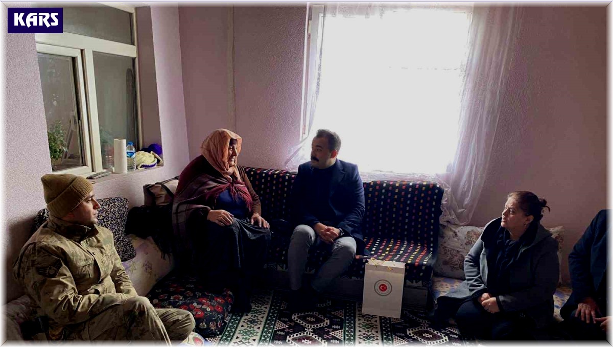 Digor Kaymakamı Okatan, vatandaşlarla buluştu