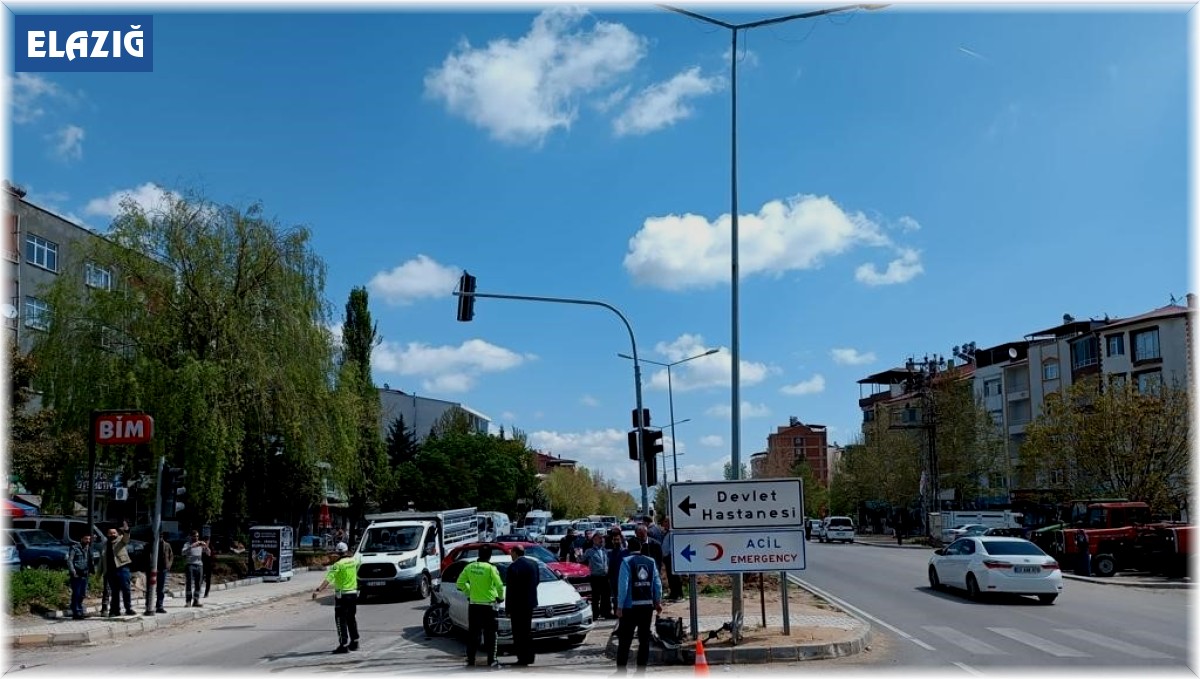 Direksiyon başında kalp krizi geçirdi, 6 araç ve 2 yayaya çarptı