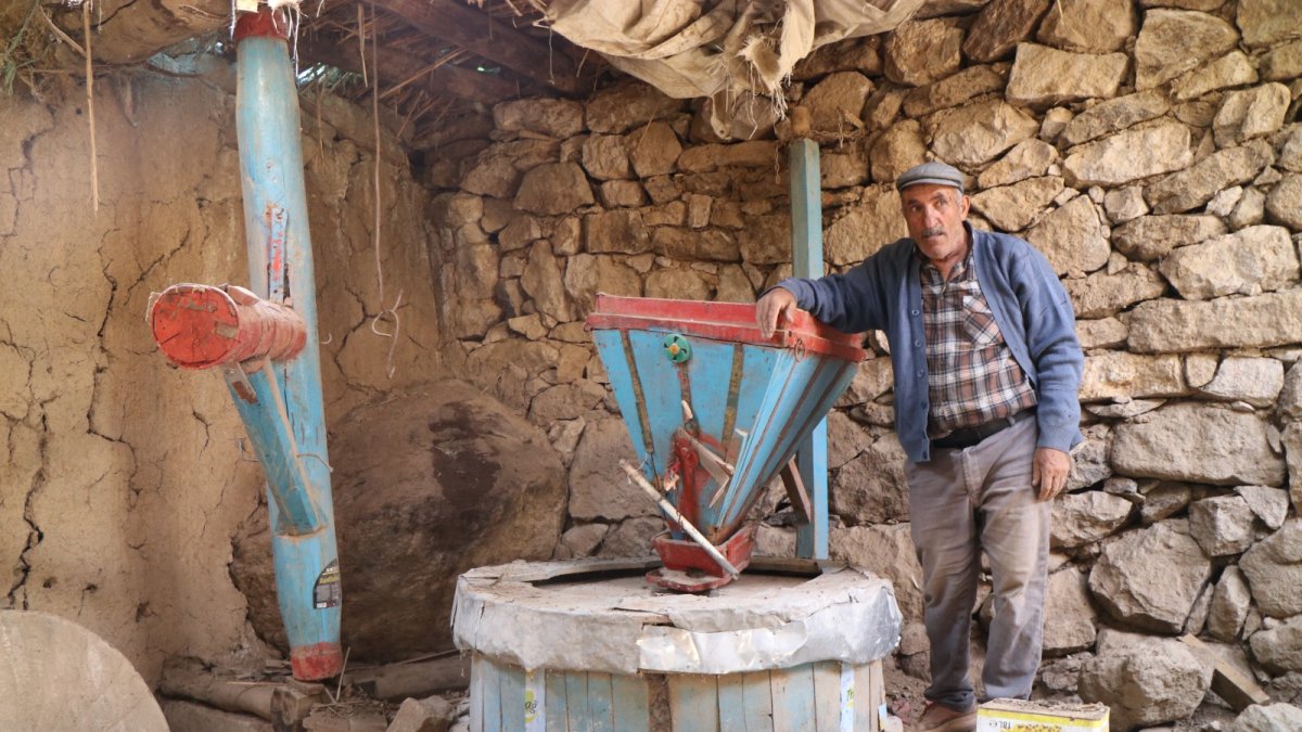 Diyadin'de 48 Yıllık Değirmen Ayakta Kalma Mücadelesi Veriyor