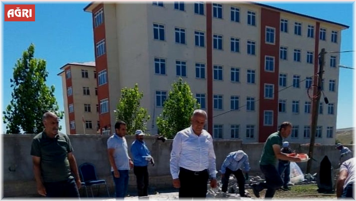 Diyadin'de okullar eğitim öğretim dönemine hazırlanıyor