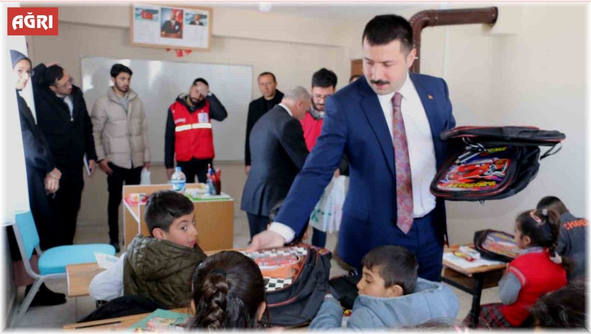 Diyadin Kaymakamı Karali, Pirali Köyü İlkokulunu ziyaret etti