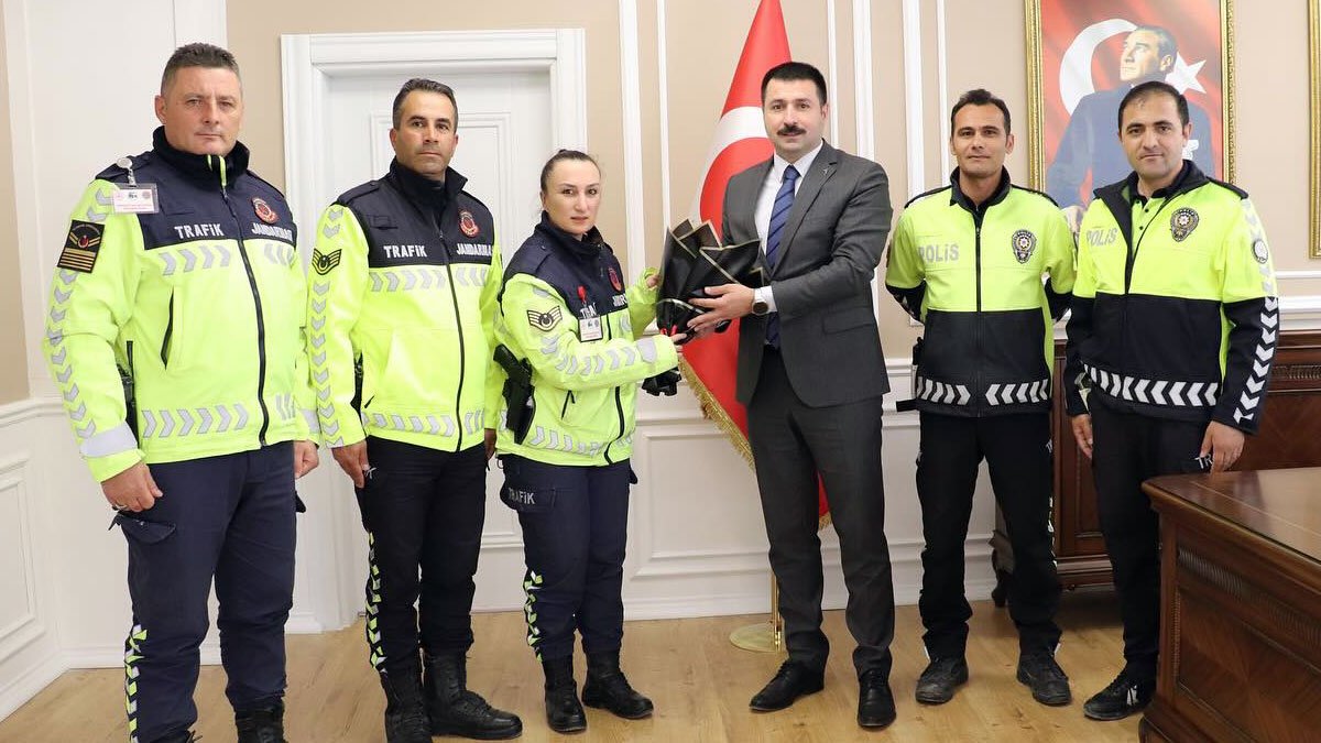 Diyadin Kaymakamı Karali, Trafik Haftası Dolayısıyla Ekipleri Kabul Etti