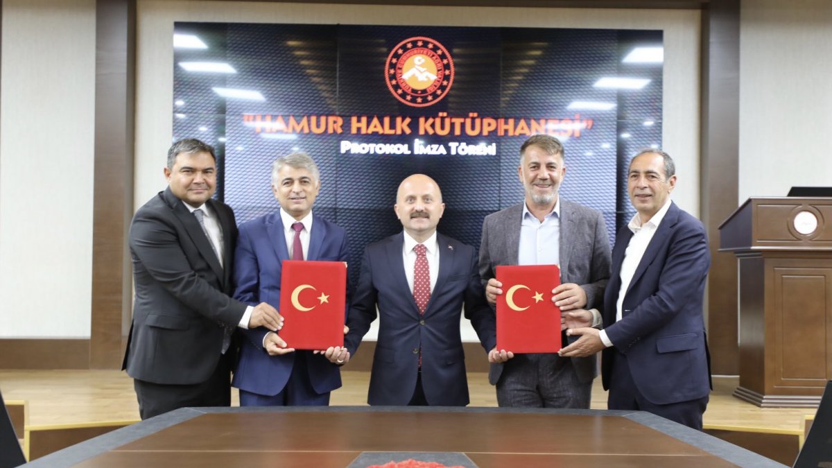 Diyadin, Tutak ve Hamur’a yapılacak halk kütüphaneleri için protokol imzalandı