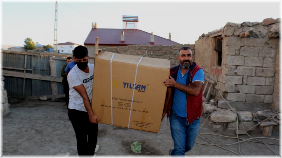 Diyadinli hayırsever iş adamı hemşehrilerini unutmadı