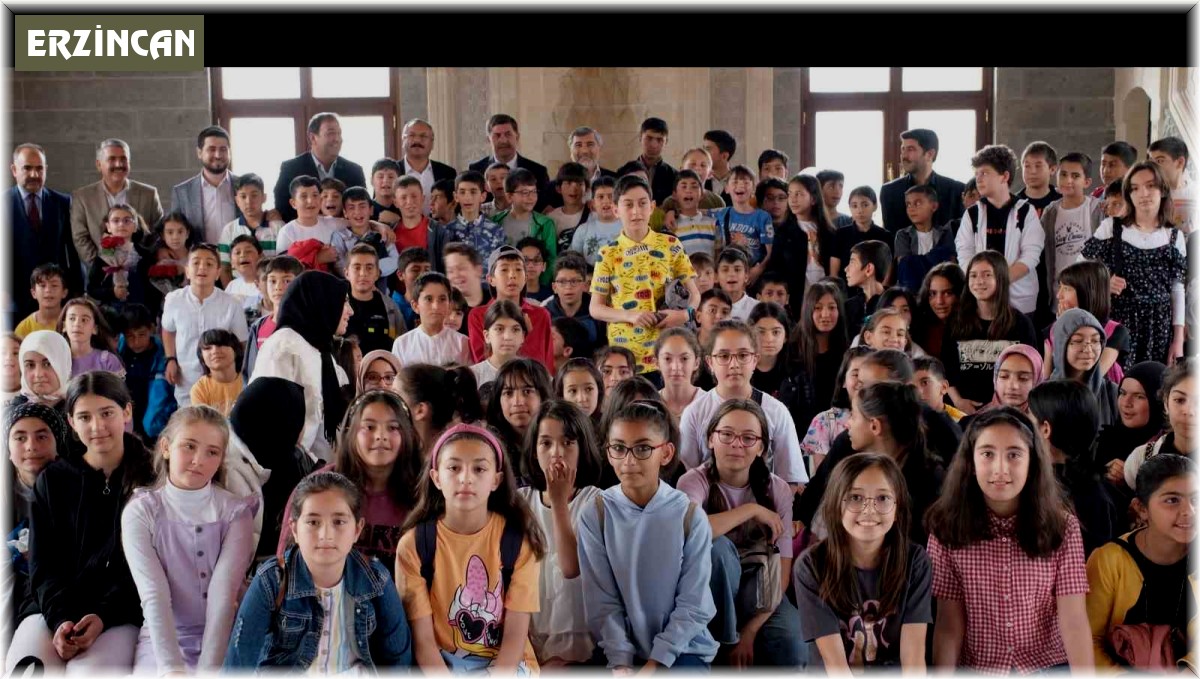 Diyanet Gençlik Merkezi'nin coşkulu yılsonu etkinliği