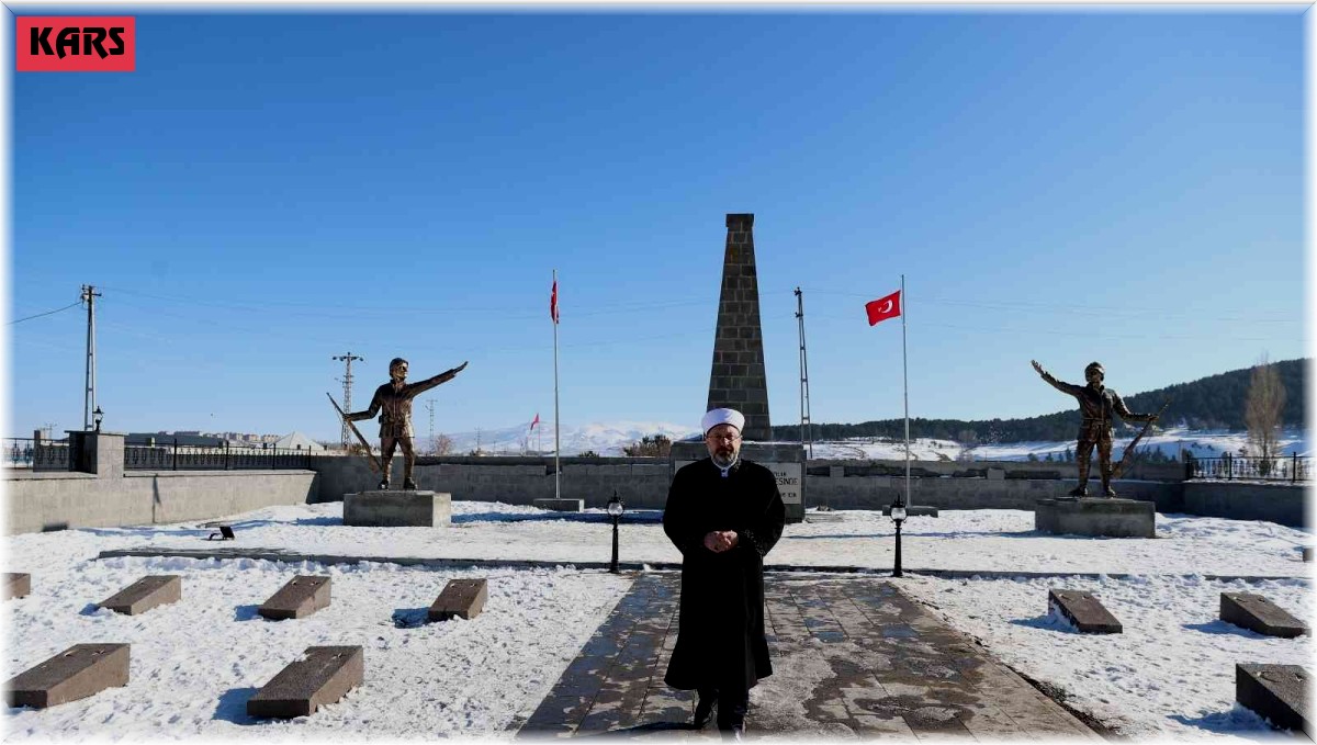Diyanet İşleri Başkanı Erbaş: "Çarık parçalarıyla açlıklarını gidermeye çalışmışlar"