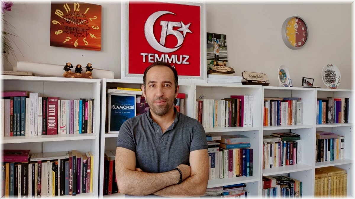 Doç. Dr. Adem Palabıyık: "Biz işgalin ne olduğunu 15 Temmuz sürecinde öğrendik. Afganistan 20 yıl ABD, 20 yıl SSCB tarafından işgal edildi"