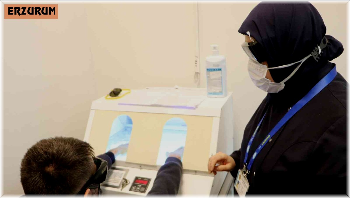 Doç. Dr. Melikoğlu: Sedef hastalarından kaçmayın, bulaşıcı değil