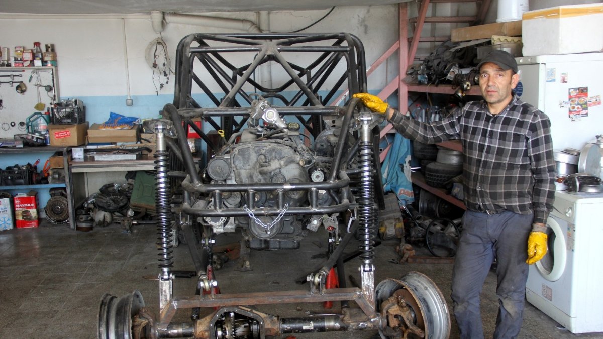 Doğalgaz borularından off road için otomobil yapıyor