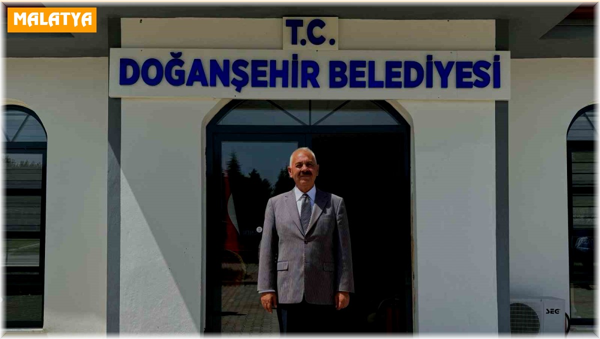 Doğanşehir Belediyesi tabelasına T.C. ibaresi eklendi