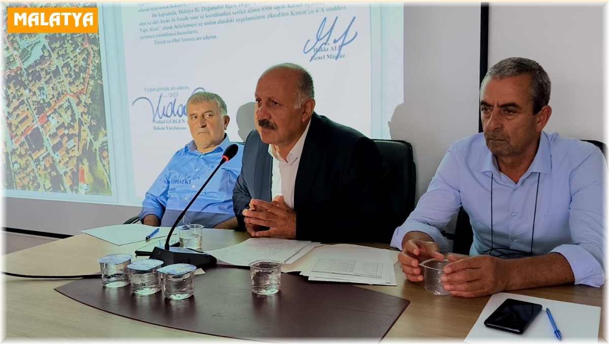 Doğanşehir'de deprem toplantısı