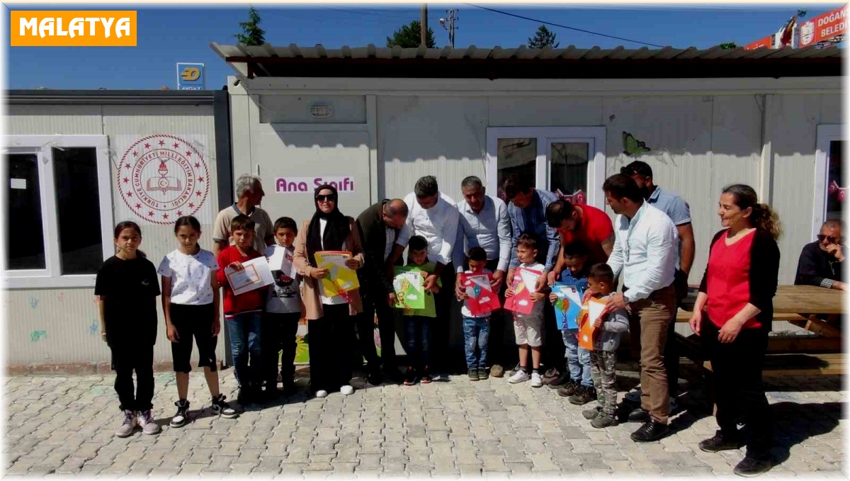 Doğanşehir'de karne sevinci