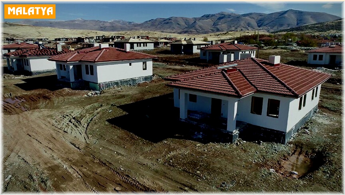 Doğanşehir'de köy evlerinin teslimine başlanıyor