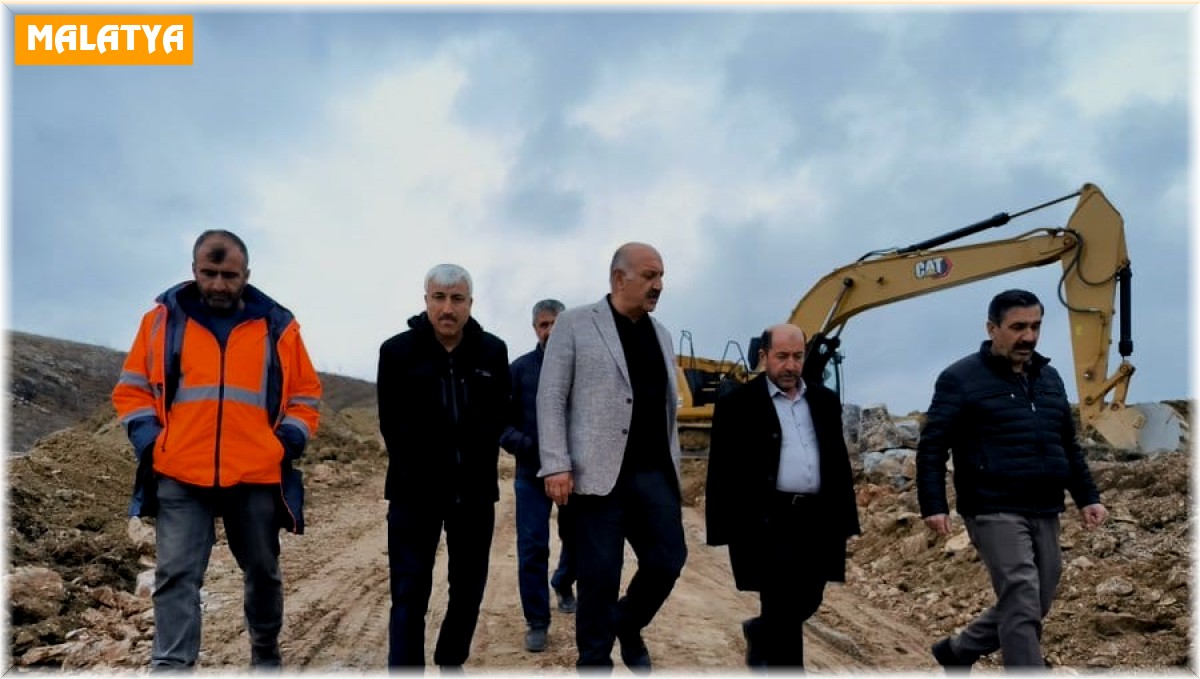 Doğanşehir Erkenek köy konutlarının yapımı sürüyor