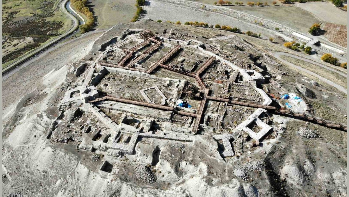 Doğu Anadolu Bölgesinde görülmesi gereken antik kentler