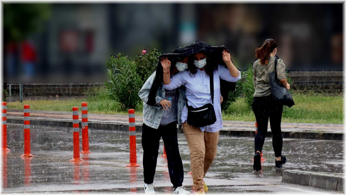Doğu Anadolu Bölgesinde sağanak yağış bekleniyor